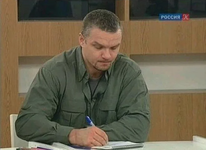 Shmulia2's tweet photo. @archie_vazhno "рюхнулся" https://t.co/zaoCVKBhUK