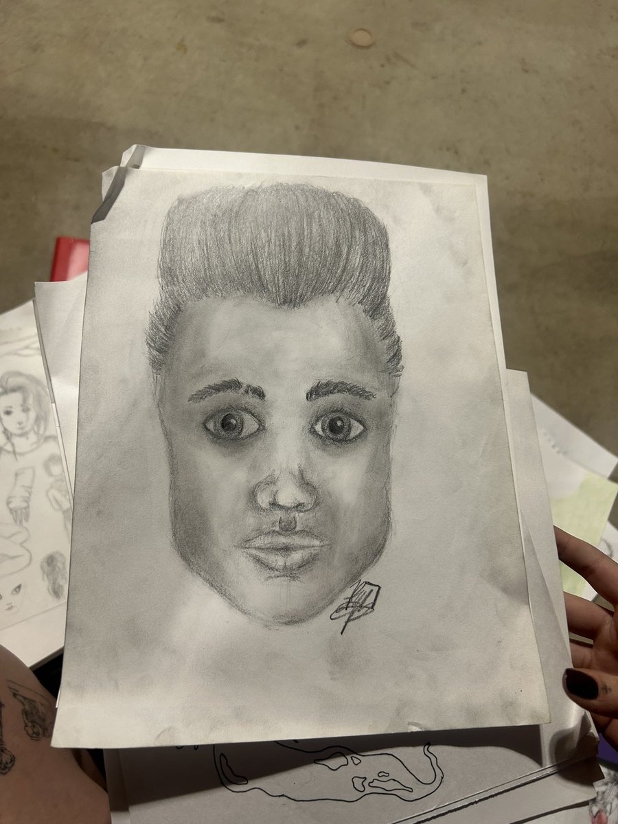 ghost 𓐩 tweet media