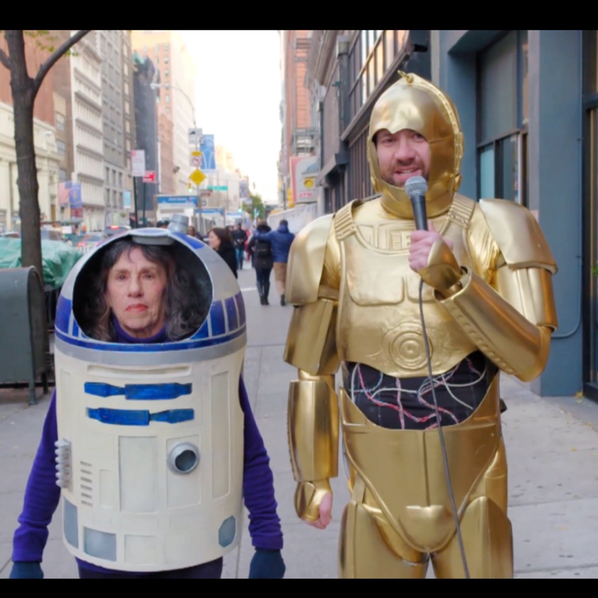 DJAHa's tweet photo. Billy Eichner and Elena have arrived at Madison Square Garden for  Taylor Swift and Travis Kelce's wedding: https://t.co/WXzlawNmSz