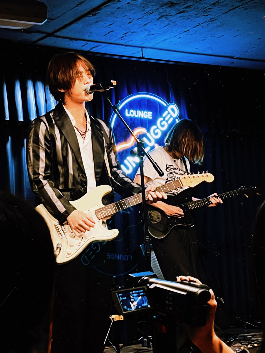 MonicaPertiwi96's tweet photo. 260703 UNPLUGGED LOUNGE
ZINN
#ZINN #진 #kband #band #밴드 https://t.co/OgHyfrb1oS