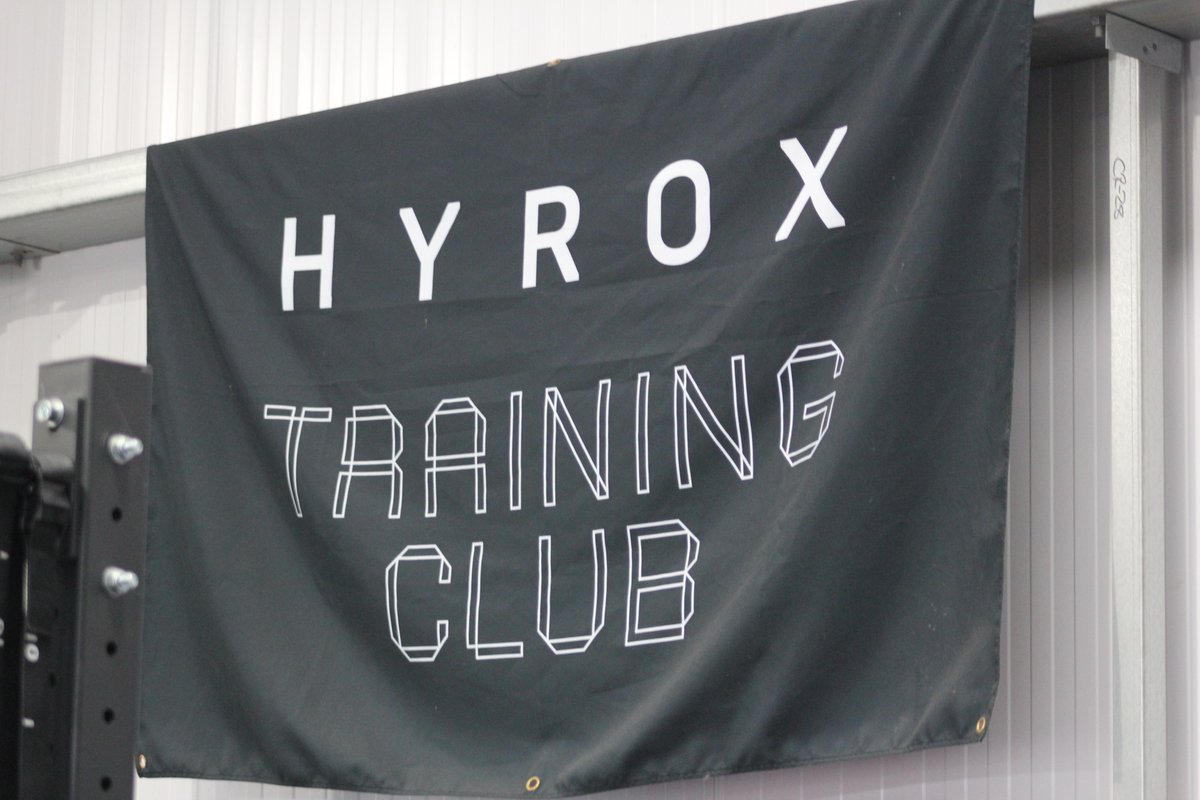 SUFCOfficial's tweet photo. 🏋️ 𝐇𝐘𝐑𝐎𝐗

Images from the Iron's latest pre-season challenge as the players took on HYROX 👉 https://t.co/Yln5Js2plu

A big thank you to Official HYROX Gym for hosting us (https://t.co/zxPJFFRl3p).

#UTI #IRON https://t.co/eWANDexaPN