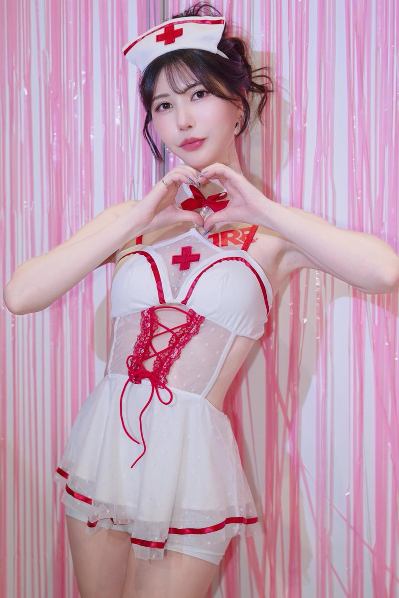 aiga_mizuki's tweet photo. TRE1日目ありがとうございました✨
たくさんの人がSweet Magicのブースに来てくれて嬉しかったです🍭🩷
明日もよろしくねっ(*'▽'*)
(お写真ありがとうございます📸) https://t.co/aTziEsWYiO