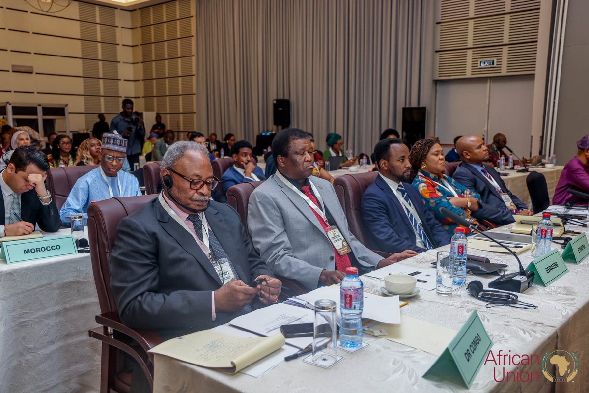 AUC_PAPS's tweet photo. Déclaration De Mme Amina Bello, Ambassadrice Africaine de La Jeunesse Pour La Paix de L'Union africaine (@AU_AYAPs) - Région Afrique Centrale : Troisième Forum de Réflexion de L'Union africaine Sur les Changements Anticonstitutionnels de Gouvernement en Afrique (Accra III) - L'inclusion des Jeunes au Service de la Stabilité de L'Afrique: https://t.co/FdoRugdSjP