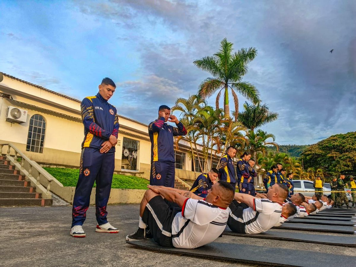 Ejercito_Div5 tweet picture