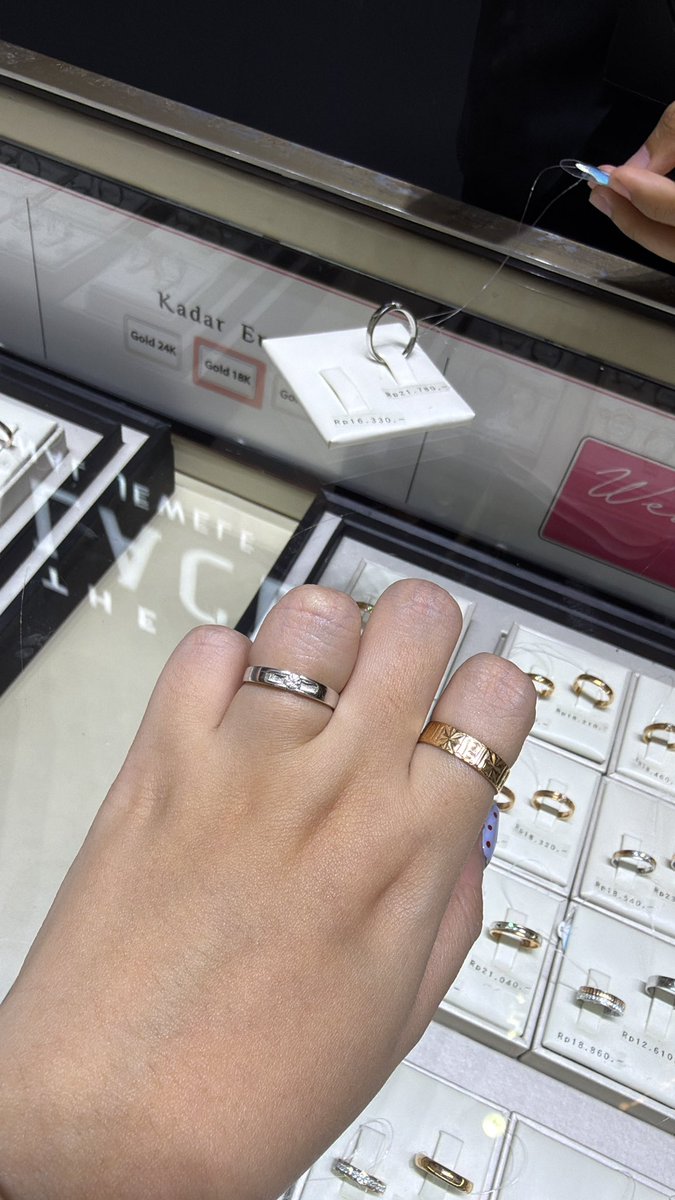 johsuhbae's tweet photo. ehe💓 step by step✨ https://t.co/J2s3eabrAL