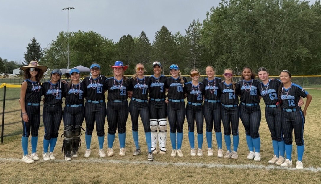 ConleeMorrow31's tweet photo. That’s a wrap for pool play @triplecrownspts Sparkler! Time to enjoy a day off. 😎

BA - .526 (10-19)
OPS - 1.526
2 HR

@Coach_Shippy @KateMalveaux @OSUcoachG @bergy_9 @Coach_JBloomer @TCam_FSUSB @FSU_CoachWilson @RussHeffley @Coach_AT @_TimWalton @CoachArchibald https://t.co/HidlWwKd0a