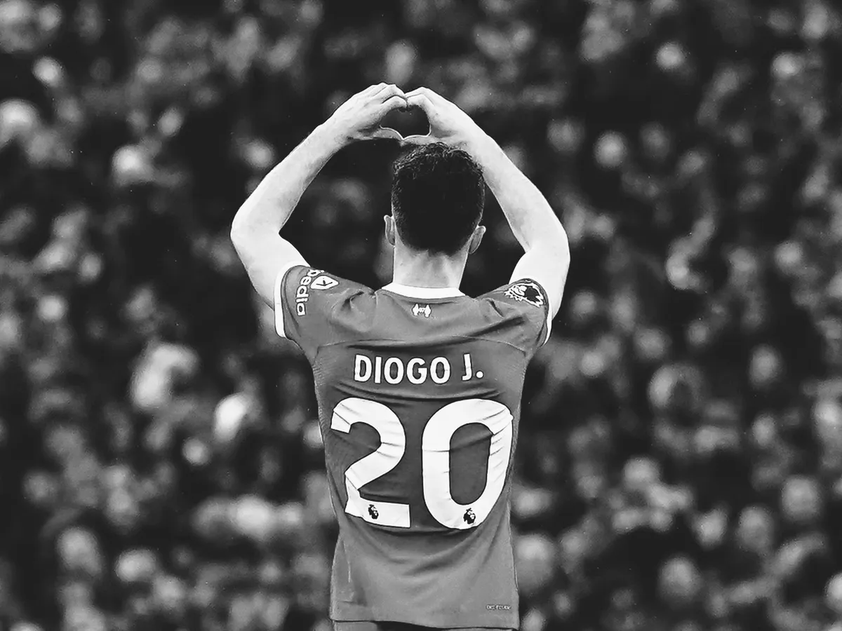 FlorianFocus's tweet photo. Wirtz on the impact of Jota's passing 
[Interview from May]

“I didn’t know Diogo, but I’d heard a lot of stories about what a great guy he was. For me, things changed when I came here. Pre-season wasn’t easy for anyone. I could feel that my team-mates had lost a good friend.

“It’s bound to affect you. I just tried to be there for them if they wanted to speak with someone new who wasn’t there before"