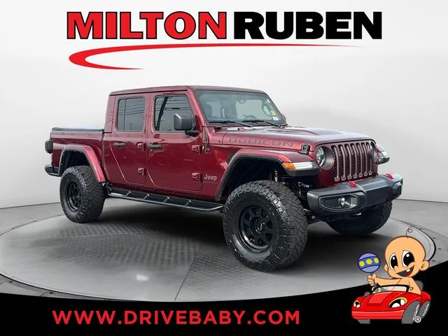 MiltonRuben's tweet photo. Put the pedal to the metal in this Pre-Owned 2021 Jeep Gladiator!

See more here --> https://t.co/0g6e5UWxCW

#DriveBaby #DriveBabyFamily https://t.co/ezD2W0yiOY
