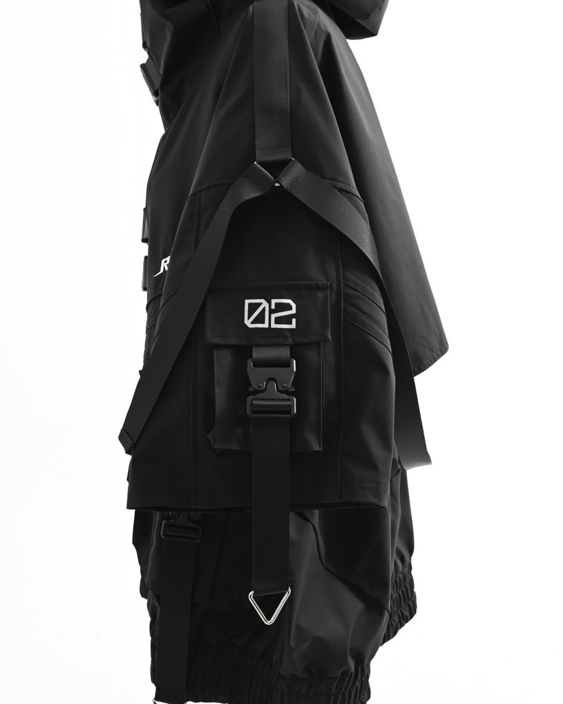 REFLEMINDUSTRY's tweet photo. REFLEM INDUSTRY

UNIT_003
HALF-SLEEVE STORM SHELL HOODIE

“STROM”シリーズ
撥水コーティングを施したマテリアルを使用。

¥25,080

DEPLOYMENT // 2026.07.04 https://t.co/ZUvdgfwvCC