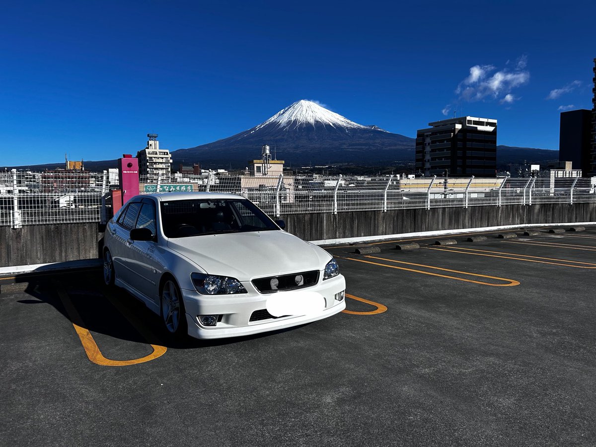 227Chocola's tweet photo. 事故られました
慰めてぇ
当たったら
アルテッツァにつける予定です https://t.co/1sjcmi1vkN