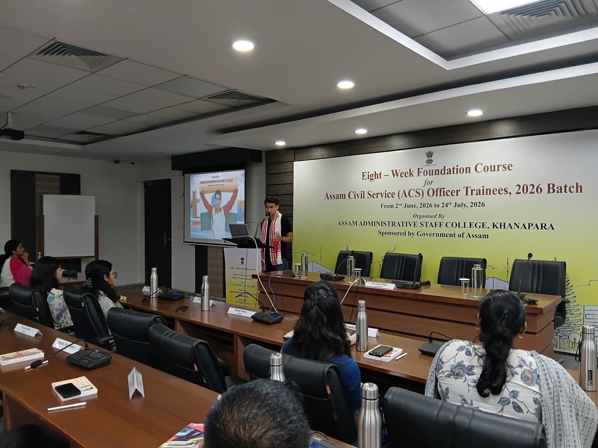 aasc1960's tweet photo. An enriching session with celebrated boxer Shiva Thapa, who shared lessons on discipline,resilience,and the relentless pursuit of excellence. His inspiring journey reminded the ACS OTs that perseverance and character are the true foundations of leadership and public service. 🥊🇮🇳 https://t.co/aAkX7a814K