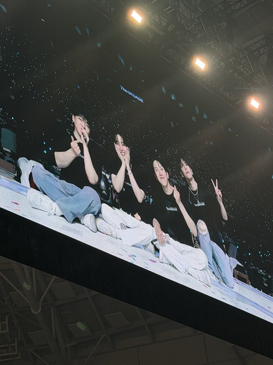 pil_42's tweet photo. 그리고 무엇보다 가장크게 자주많이느꼈던점은 저가 이 덩어리들을 너무나도아낀다는거를 다시 마주하게되는시간이엇다네 우리는 서로가서로를 보고싶어하고 아껴주는 덩어리들이잖니~~ https://t.co/essjjwV3zr