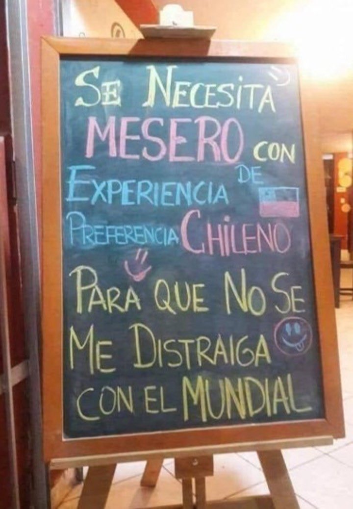 Lucasarv01's tweet photo. @lokhillo001 @DjMaRiiO Literalmente Chile: https://t.co/QQlxBL0jSK