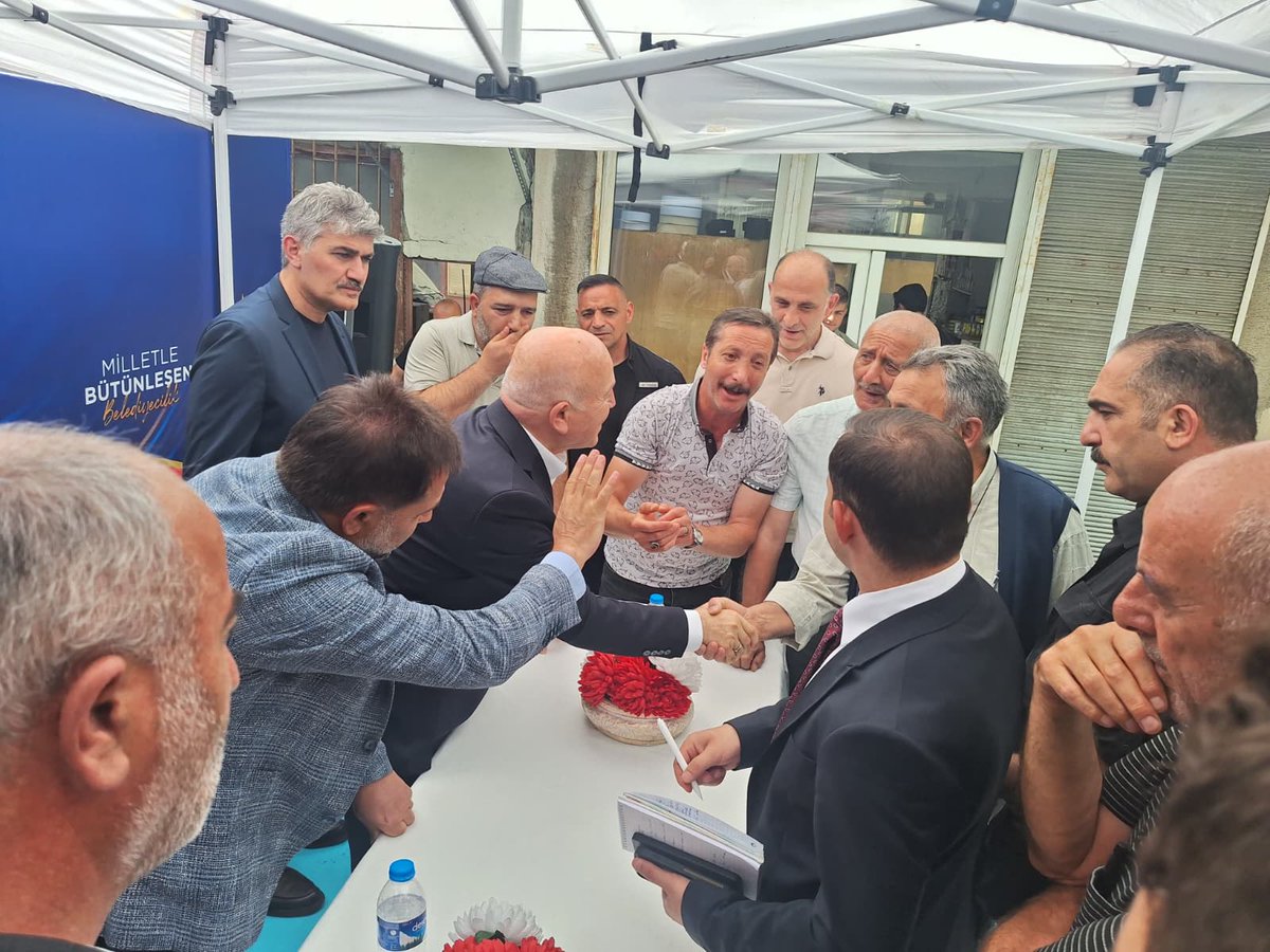 drmahmutucar's tweet photo. Program kapsamında, kıymetli hemşehrilerimizle Kavaflar'da bir araya gelerek talep ve önerilerini dinledik. 
Tüm hemşehrilerimize hayırlı günler diliyoruz https://t.co/rTPrUxAOFP