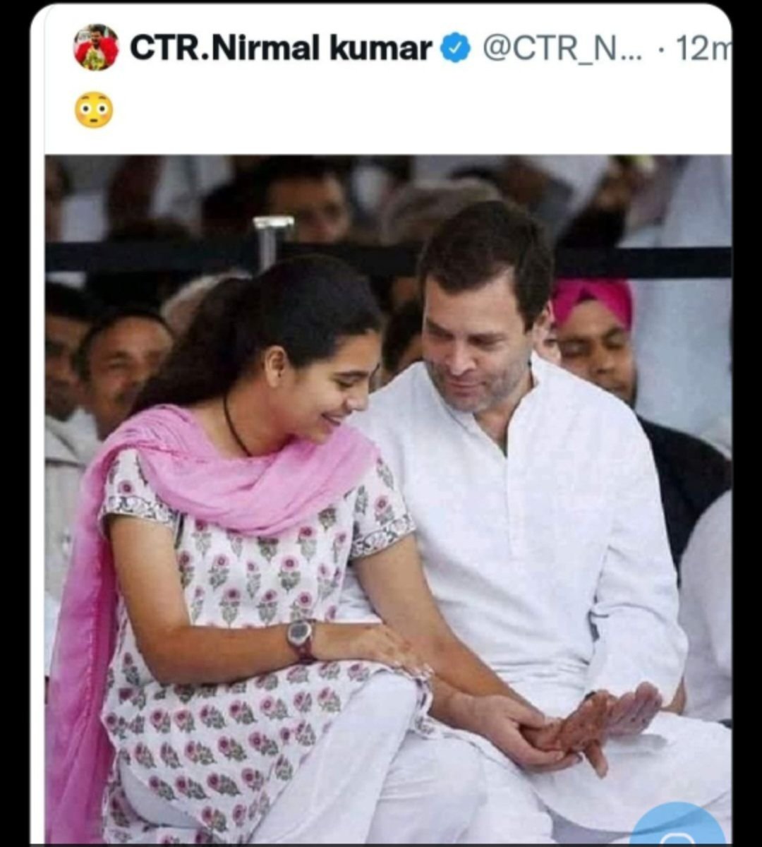 vasantalic's tweet photo. ராகுல் காந்தியை அவரது தங்கை மகளுடன் சேர்த்து இழிவான அவதூறு பதிவு போட்டீர்களே..அதற்கு என்ன ஆதாரம்.? அது நியாயமான கருத்தா?அதற்கு உங்களைக் கைது செய்யலாமா? https://t.co/27GLLVSs3Y