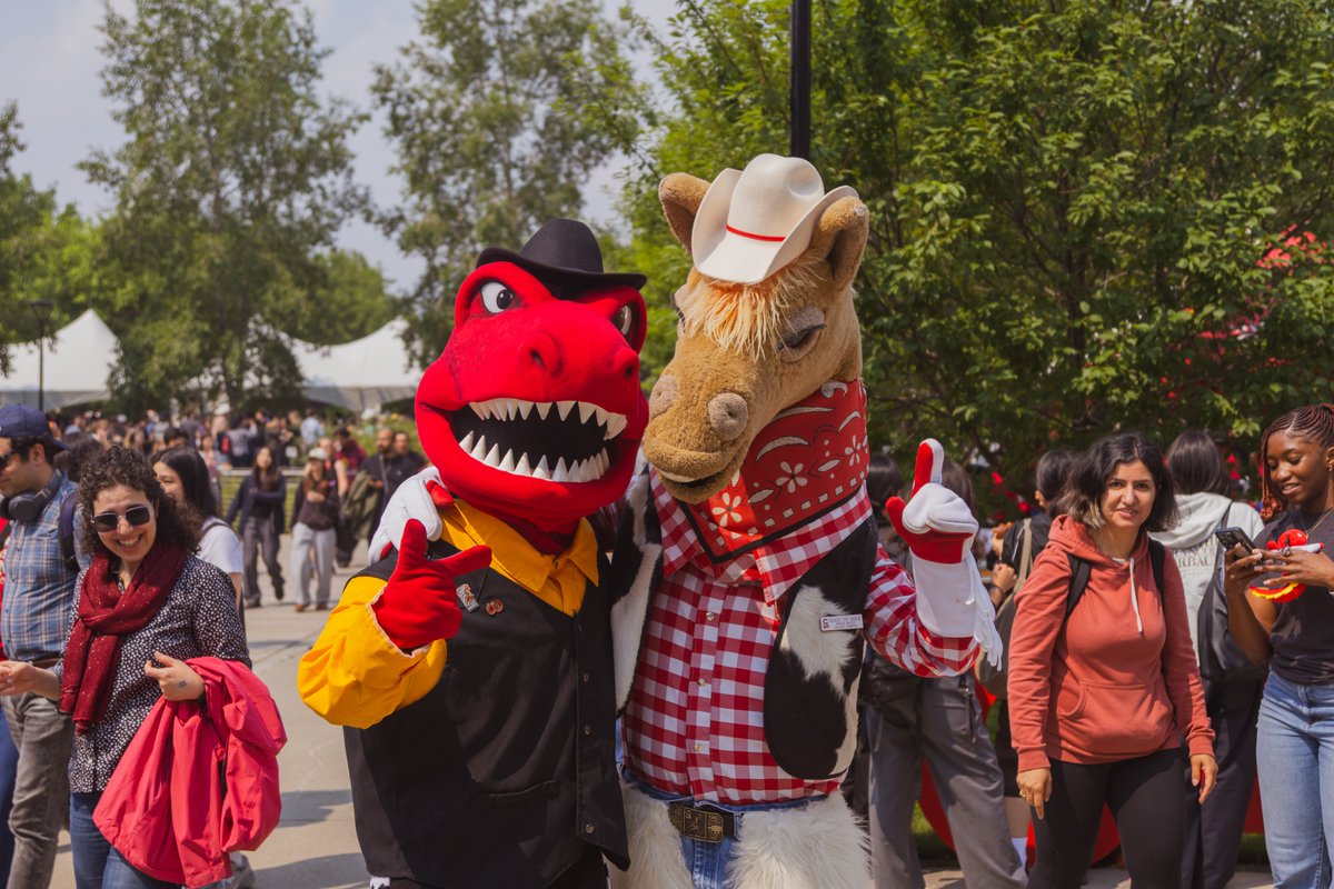 UCDinos's tweet photo. Rodeo Rex wanted to wish everyone a Happy Stampede!   

YAHOOOOOOOOO 🤠  

#GoDinos https://t.co/xd7J30m61Z