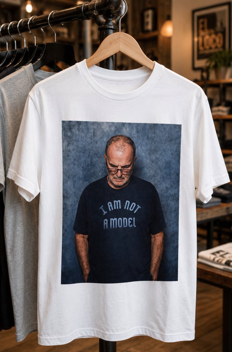 FOREVERLEEDSMOT's tweet photo. Win a limited edition ‘Bielsa Not a Model’ T-shirt 💎😎🤩

👉 https://t.co/XX4b5jgjxR 

This is officially our fastest selling T-shirt of all time but you can bag one for free!  

⚽️ RT this post 
⚽️ Tag a #lufc fan

We’ll pick the lucky winner this Sunday evening at 9pm. 

Good luck🤞#alaw #mot