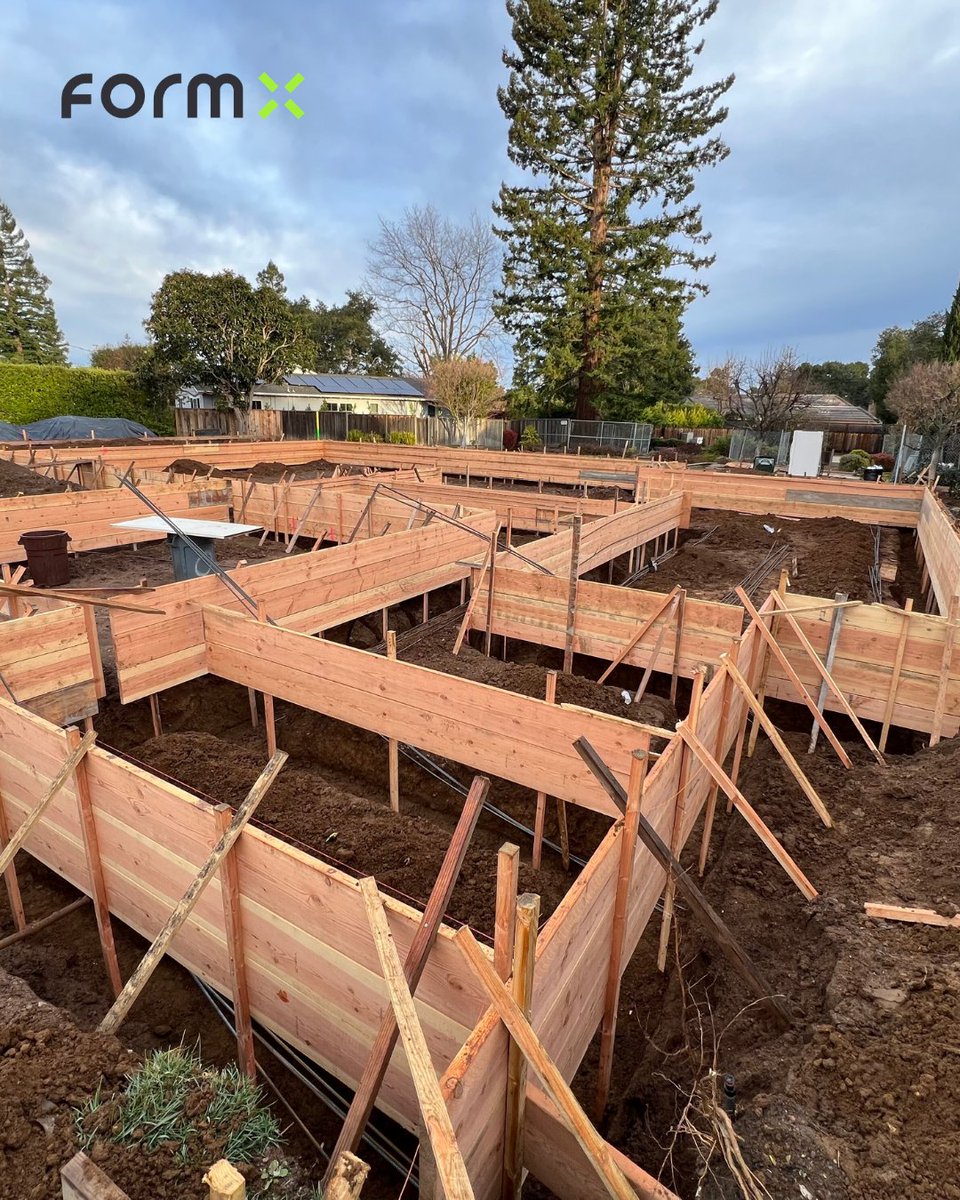 FormXtech's tweet photo. No dust. No cranes. A flawless finish on a structure built to last.
Reinforced steel and wood frame.
Sustainable materials throughout.
Hand tools only on site.
#formX #ResidentialDesign https://t.co/3tdqpDjFdQ