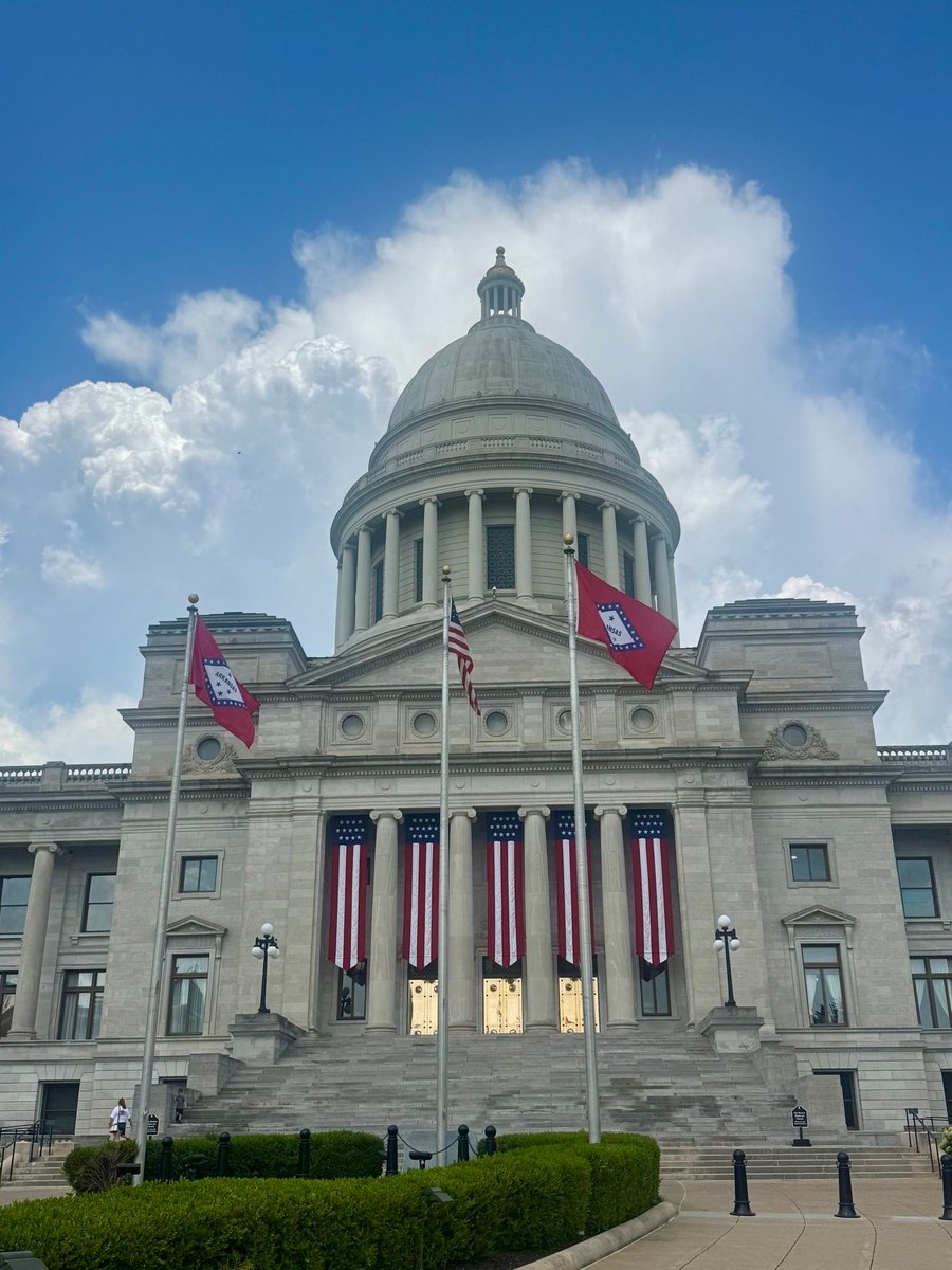 JonesForAR's tweet photo. Happy July 4th Weekend, Arkansas https://t.co/6ghZY6zmy6
