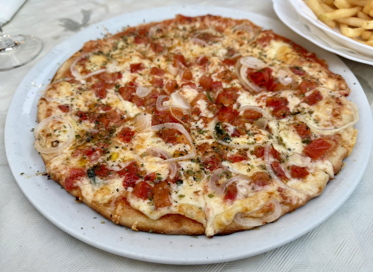 NYcheesy's tweet photo. The Fiddler โ๏ธ ๐ฅ
La Tartana ๐ฝ๏ธ ๐ฎ๐น
#Moraira ๐ช๐ธ https://t.co/Cuwe8PsLEj