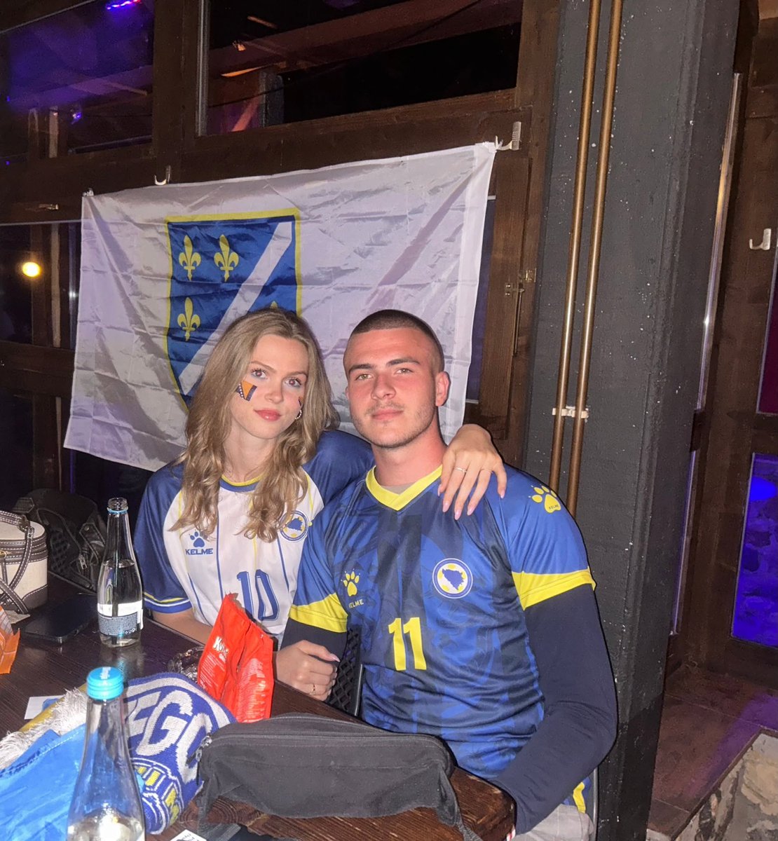 NebesnayaDusha's tweet photo. Definitivno jedan od dojmova prvenstva - koliko lijepih i veselih ljudi svugdje https://t.co/IxhegzUvbM