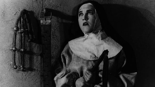 freakyfilms0's tweet photo. Häxan (1922) https://t.co/SG2wJabNVU