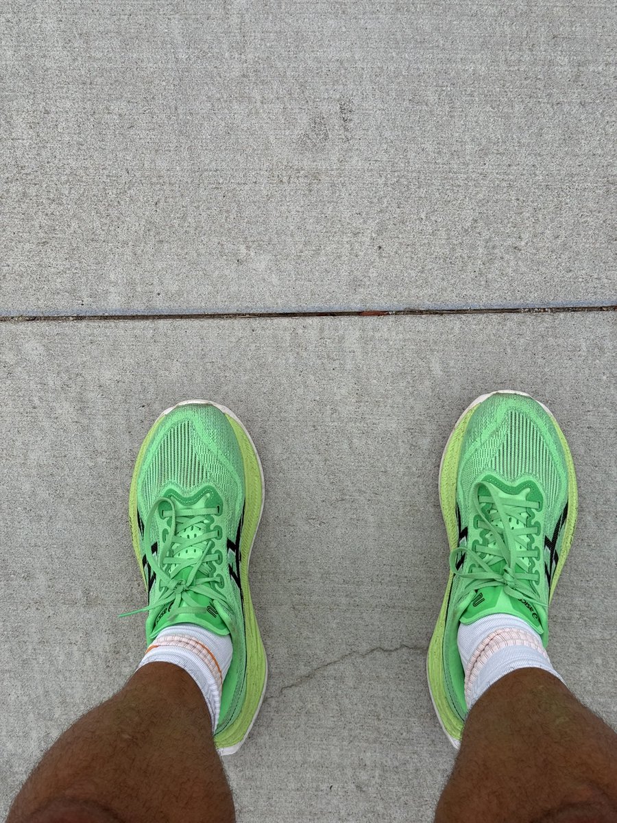 Leftylovato's tweet photo. Tuesday night 5 mile recovery run in my Blue Thunders, hot and sweaty. This morning 10 in my Eki’s. 
“It’s just time to pay the price for not listening to advice.”
-Depeche https://t.co/nYUXgdRo0C