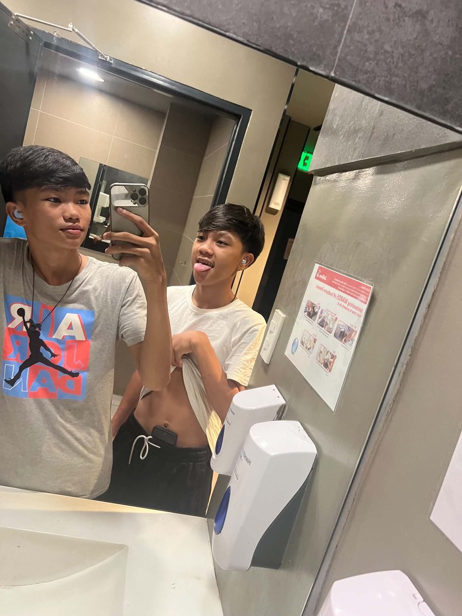 newaccniel's tweet photo. Hey dear🥵 t.mesuckmuhniel https://t.co/8eA2lXkgki
