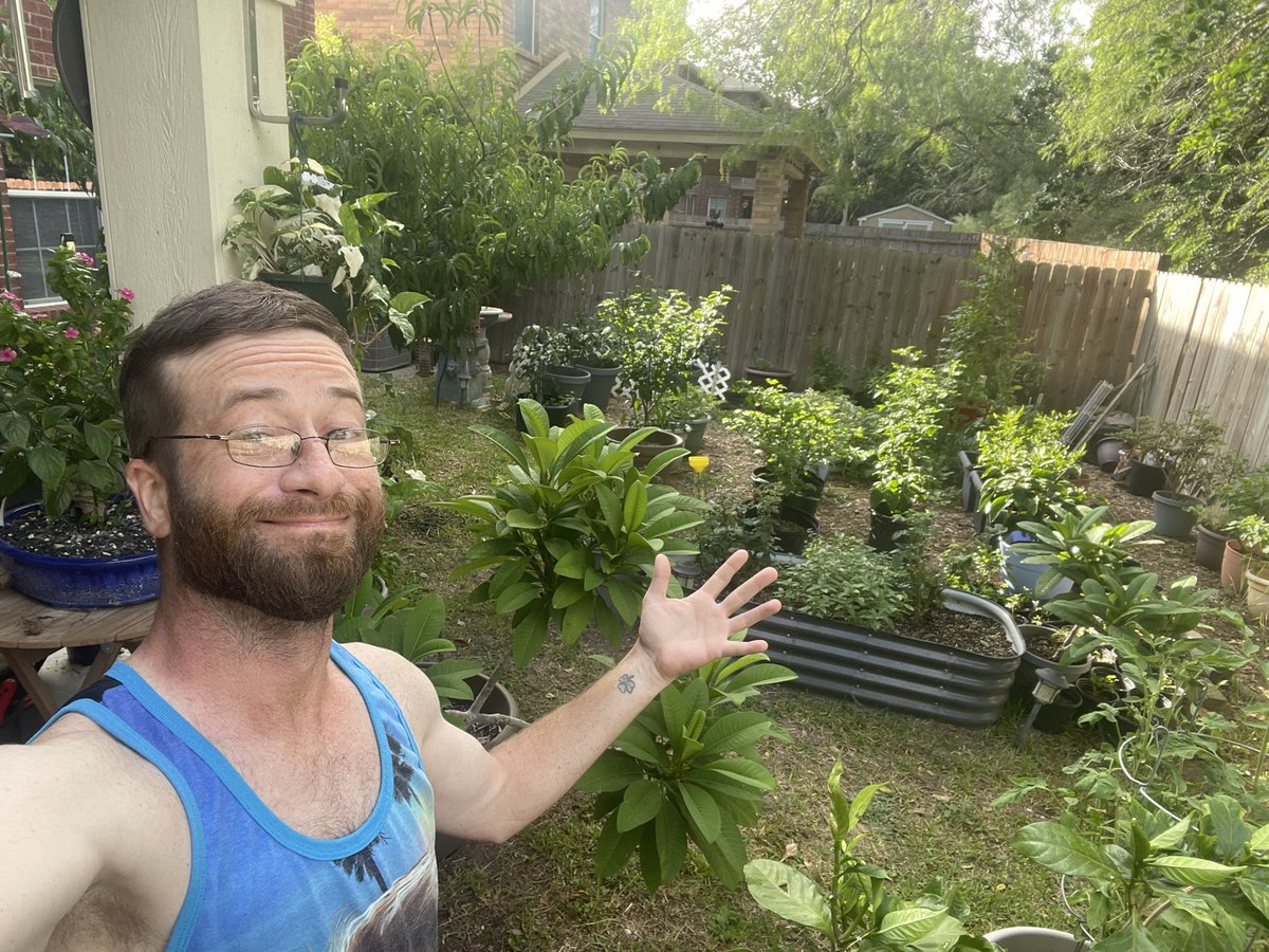 Punctualpepco's tweet photo. I wouldn’t be able to take care of my garden without it. https://t.co/oaycBnl0ii