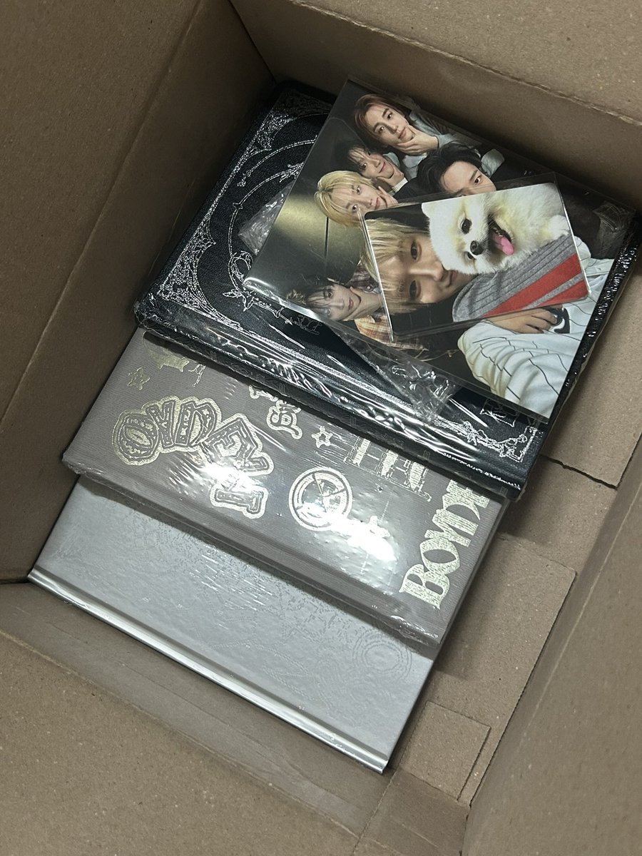 rnebemlf's tweet photo. 보넥도 보이넥스트도어 HOME 홈 미개봉 앨범 양도 판매 unopened album

위버스 예판 특전 + 일반반 1세트 3.0

DM 주세요

성호 리우 재현 태산 이한 운학 sungho riwoo jaehyun taesan leehan woonhak 포카 일본 boynextdoor poca sell 특전 분철 bnd 럭드 쁘넥도 블프 일본 https://t.co/aX5OtzqFAo