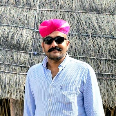 devasi_gordhan's tweet photo. शिव MLA श्री @RavindraBhati__ जी के सोशल मीडिया अकाउंट हैंडल संचालन करने वाले एव कर्मठ और ईमानदार 
विक्रम सिंह साजियाली को जन्म दिवस की हार्दिक शुभकामनाएं 
@Vikram_sajiyali 🌹🌹 https://t.co/9EM2M1EnuY
