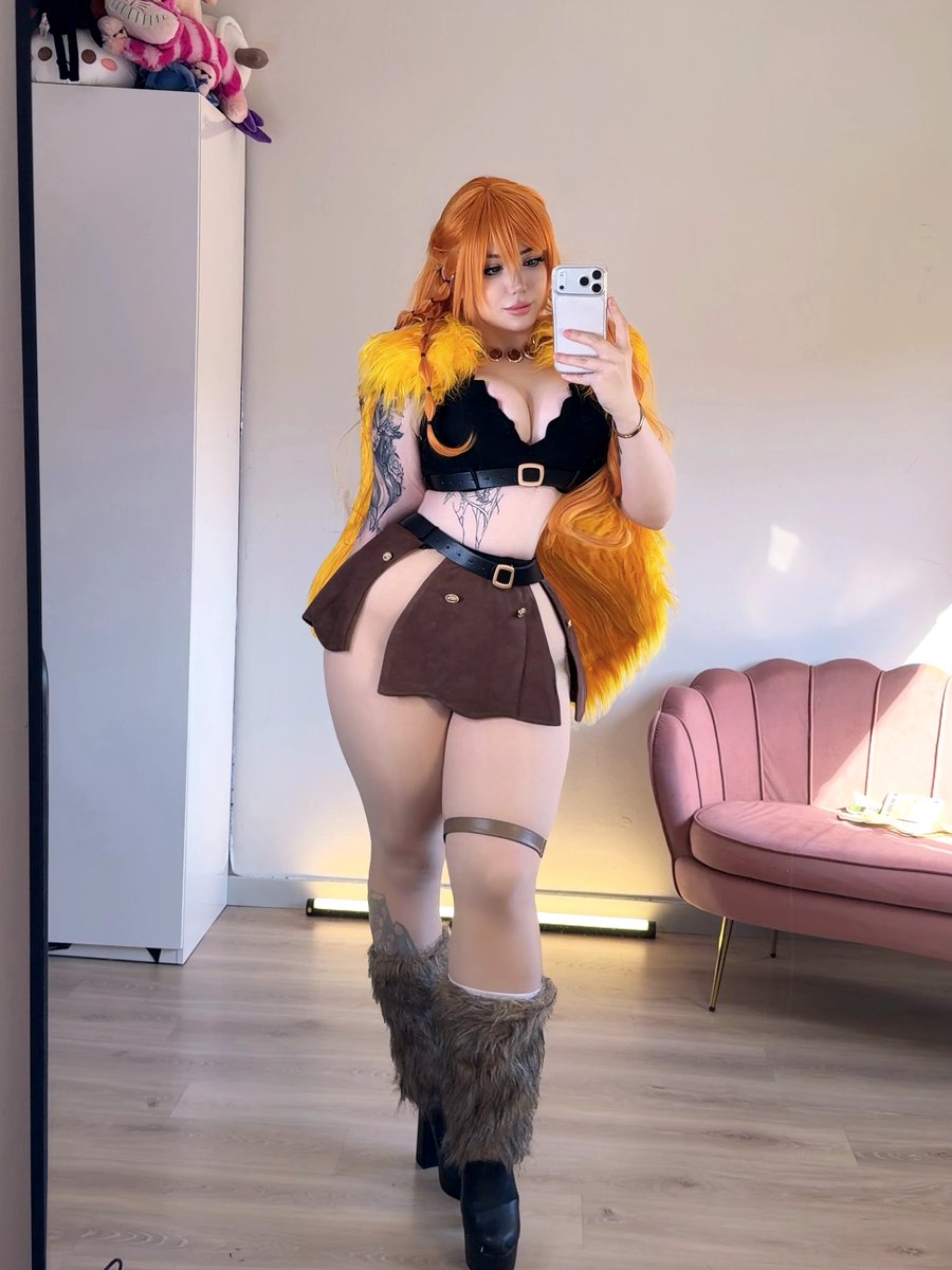 kuuroishi's tweet photo. my nami cosplay https://t.co/ah4Ljx77hv