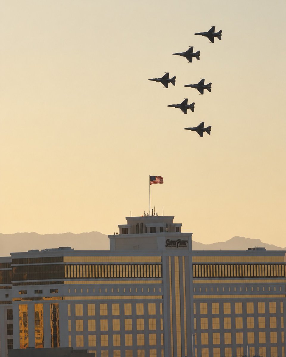 southpointlv's tweet photo. Still thinking about this moment with the Air Force Thunderbirds. 🇺🇸✈️

📸 @BeezyGreg on X https://t.co/fWClC1Y6D4