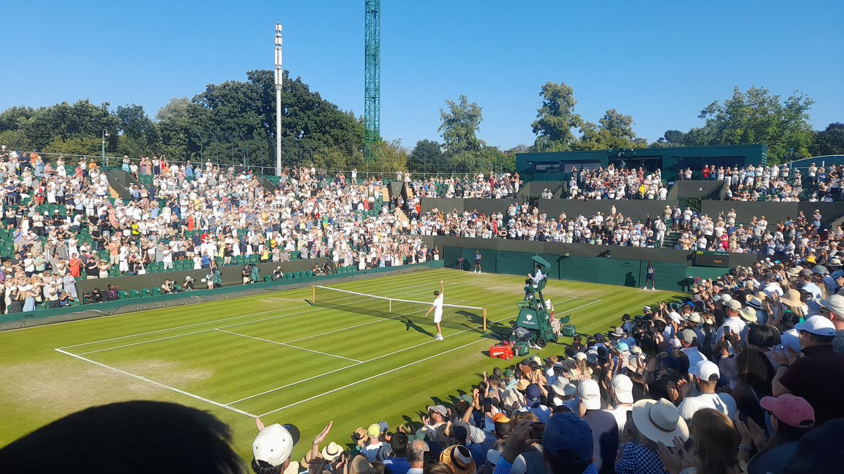 AgaNiedzialek's tweet photo. Niewygodny Tommy Paul pokonany, "przeklęty" kort, na którym doznał feralnej kontuzji dwa lata temu, odczarowany. Hubert Hurkacz superstar
#Wimbledon https://t.co/H3lhFL6Wk3