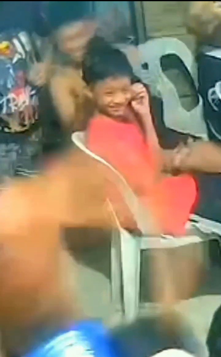 th3_800's tweet photo. @YouTube08262395 Es un hijo de perra 😂 https://t.co/nLNSrWlXsN