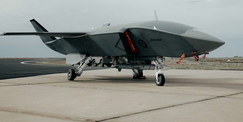 MilitaryWatchM's tweet photo. U.S. Air Force’s Newest Fighter Demonstrates Airborne Command and Control Capability For Unmanned Stealth Jets
The U.S. Air Force has demonstrated a significant advance in human-machine teaming by showcasing its newest fighter type’s ability to operate...https://t.co/3TQzP1JkTn https://t.co/jmO5ZgByHs