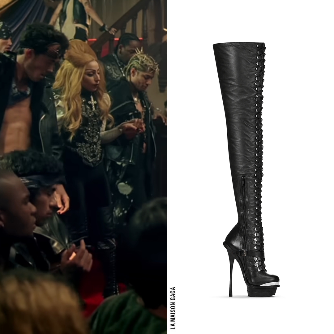 Lady Gaga wears @LacroixOfficiel Fall/Winter 2008 Haute Couture
