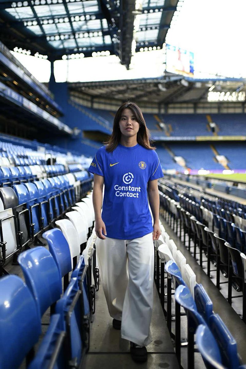 CFC__Women's tweet photo. 🇯🇵 Another Japanese joins the rank. https://t.co/MMjR40ZSLz