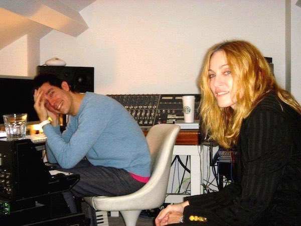 julioamx's tweet photo. Dos álbumes legendarios en manos de Madonna y Stuart Price, qué pedazo de dúo. https://t.co/zkOPKEGXqt