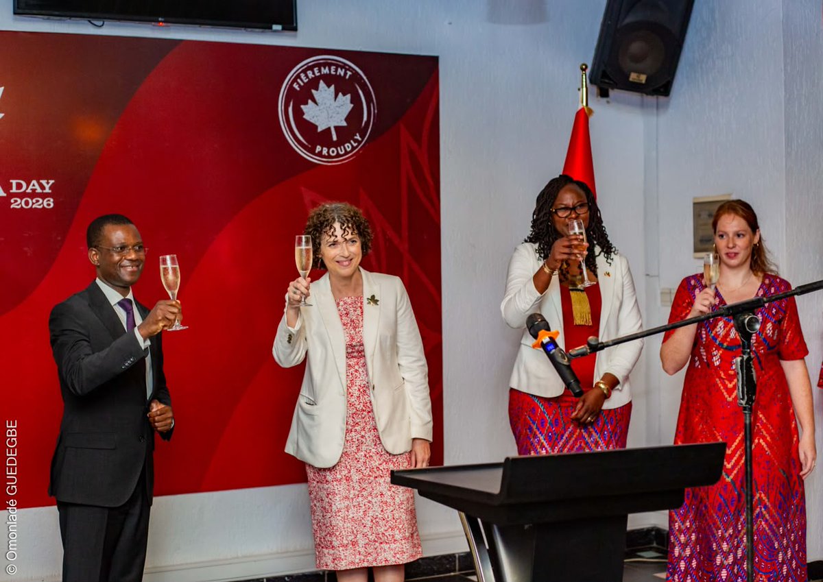 AmbCanBFA's tweet photo. Bonne fin de semaine à toutes et à tous ! ☀️
Revivez en images notre magnifique célébration de la #FêteduCanada à Cotonou, au #Bénin. 🇨🇦🇧🇯
Merci à nos commanditaires, au @gouvbenin et à tous nos invités d’avoir contribué au succès de cet événement. ✨ @CanadaauBenin @CanadaPE https://t.co/RV9u2hCEIv