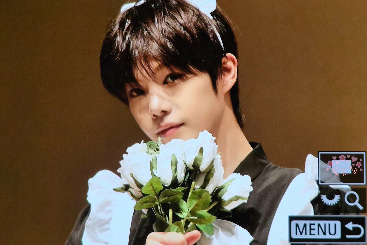 gil_2793's tweet photo. 260703 프롬 대면팬싸
Preview

#보현 #bohyeon #ボヒョン #유어즈  #YUHZ https://t.co/DjepYxPRVJ