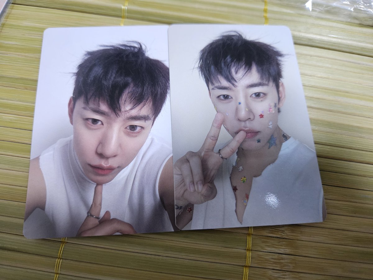 altnr63's tweet photo. 포토북포카도 잘나왔음 https://t.co/gGPY7TXC3k