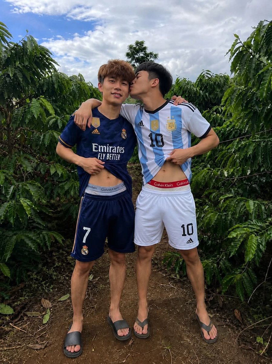 nguyentinh2k909's tweet photo. Mê mấy khứa này quá https://t.co/8yArClCk4T