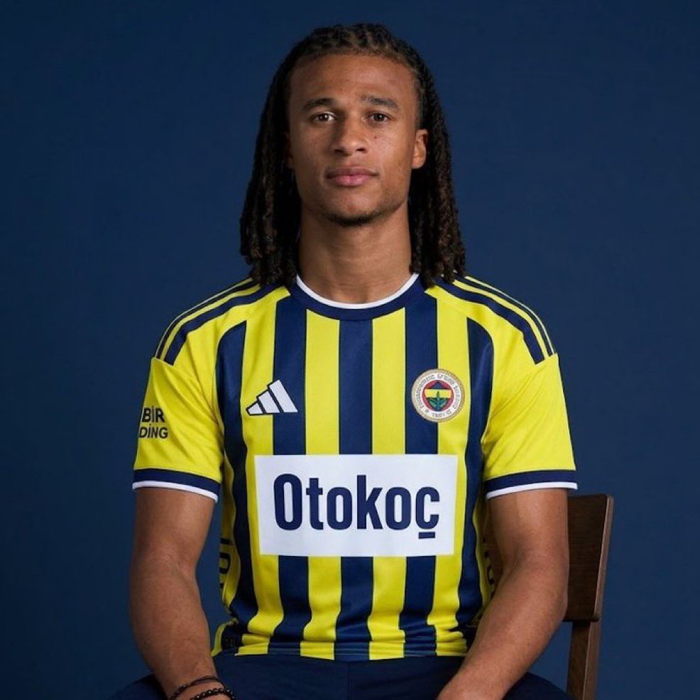 ahmet_keceli71's tweet photo. M. City den transfer edilen Hollanda milli takım oyuncusu Ake’yi beğenmeyenlerin 8 yıldır izlediği stoper listesi👇

Diego Reyes -Sadık Çiftpınar
Serdar Aziz -Zanka -Adil Rami
Simon Falette-Marcel Tisserand
Mauricio Lemos-Attila Szalai-Steven Caulker -Luan Peres-Gustavo Henrique-Samet Akaydin-Rodrigo Becão- Alexander Djiku- Omar Fayed- Bonucci -Çağlar Söyüncü