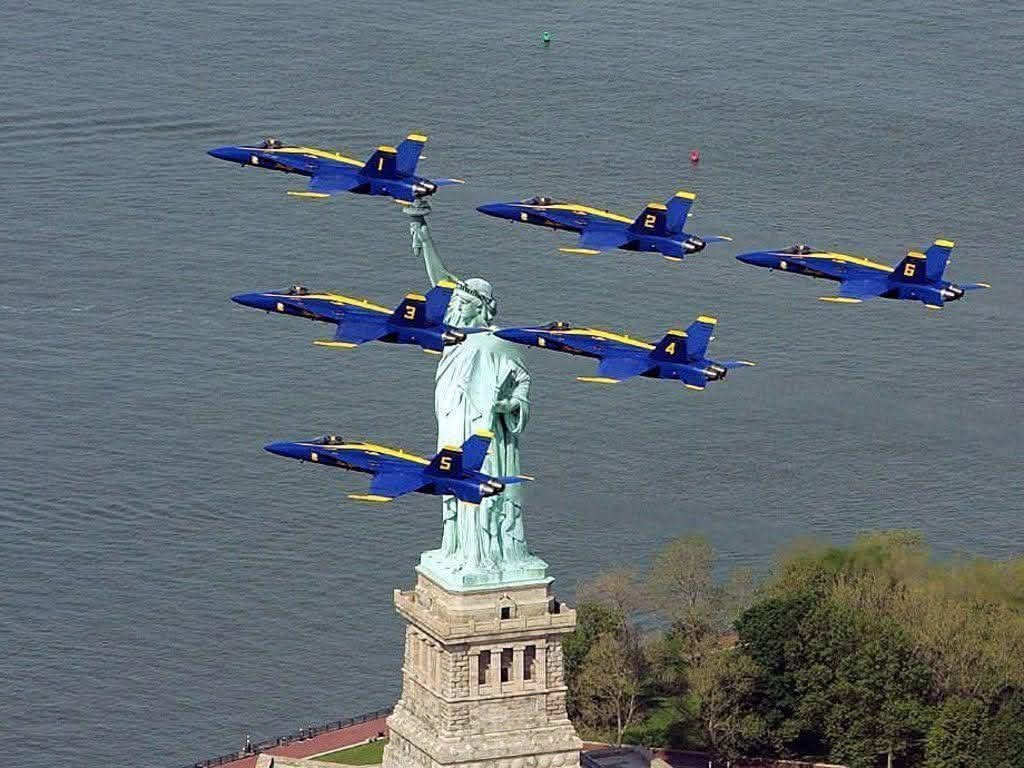 _CWHIT's tweet photo. Tomorrow is our Independence Day. May America be great forever. https://t.co/EpaFgt68en
