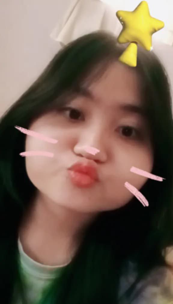 chipkute11's tweet photo. Mèo mún hun ấy https://t.co/z1yaWE7Zbc