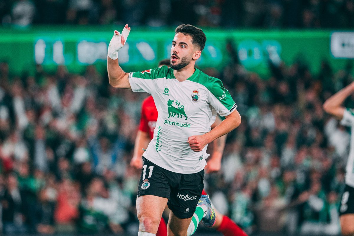 FabrizioRomano's tweet photo. 🚨 DC United, New York City FC and America are all keen on Andres Martín who can leave Racing Santander this summer. https://t.co/60Yczj4jip