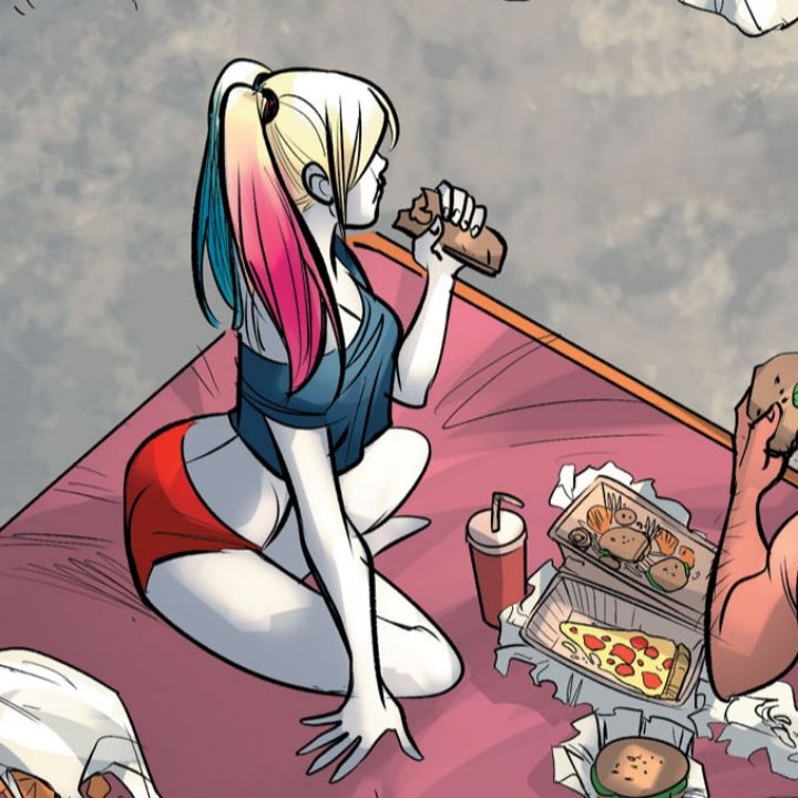 QueenOfMallet's tweet photo. ㅤ
having lunch. https://t.co/0uerA78tGt