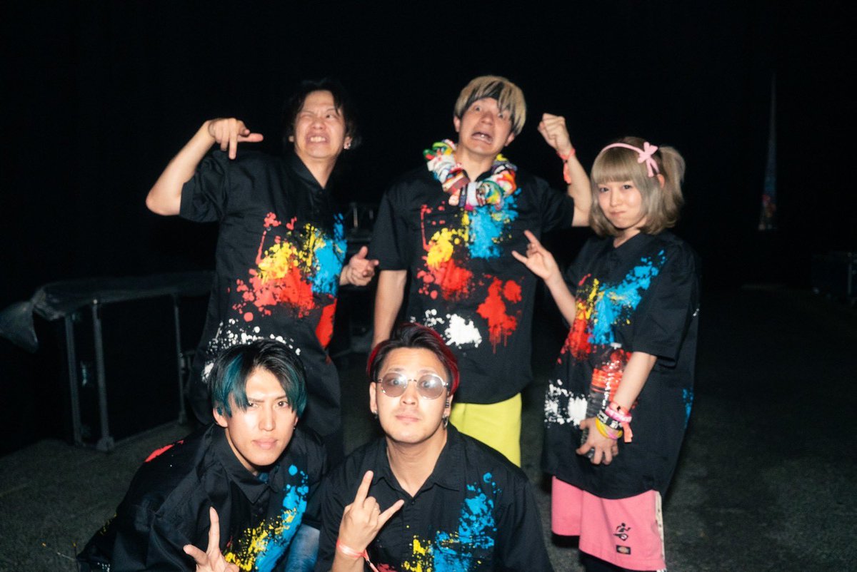 INGofficial's tweet photo. Première étape de la tournée européenne! La France! 
Japan Tours Festival🤘

Un immense merci!
On a joué sur une scène immense !
On a appris à la dernière minute qu'on pouvait utiliser les retours, alors on l'a fait !✌️
On va se donner encore plus à fond après-demain… ! 

Et maintenant, direction le programme le plus intense de la tournée : un aller-retour en Espagne ! 
Cap sur le Resurrection Fest !