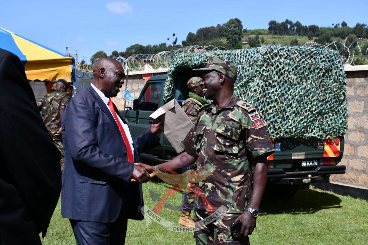 kdfinfo's tweet photo. Honouring those who have served with distinction remains a cherished tradition within the KDF. Officers, and Service Members of 15 Kenya Rifles (15 KR), Mariakani, paid a welfare visit to Warrant Officer I (Rtd) Kinoti at his home in Meru County.
See more:https://t.co/QAPo30nT9X https://t.co/uppkyo9bH5